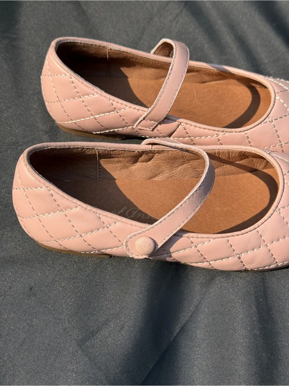 AOI  Age Of Innocence sz 29 shoes COCO PINK SHOES